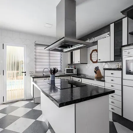 Yourhouse Marian 펜션 무로